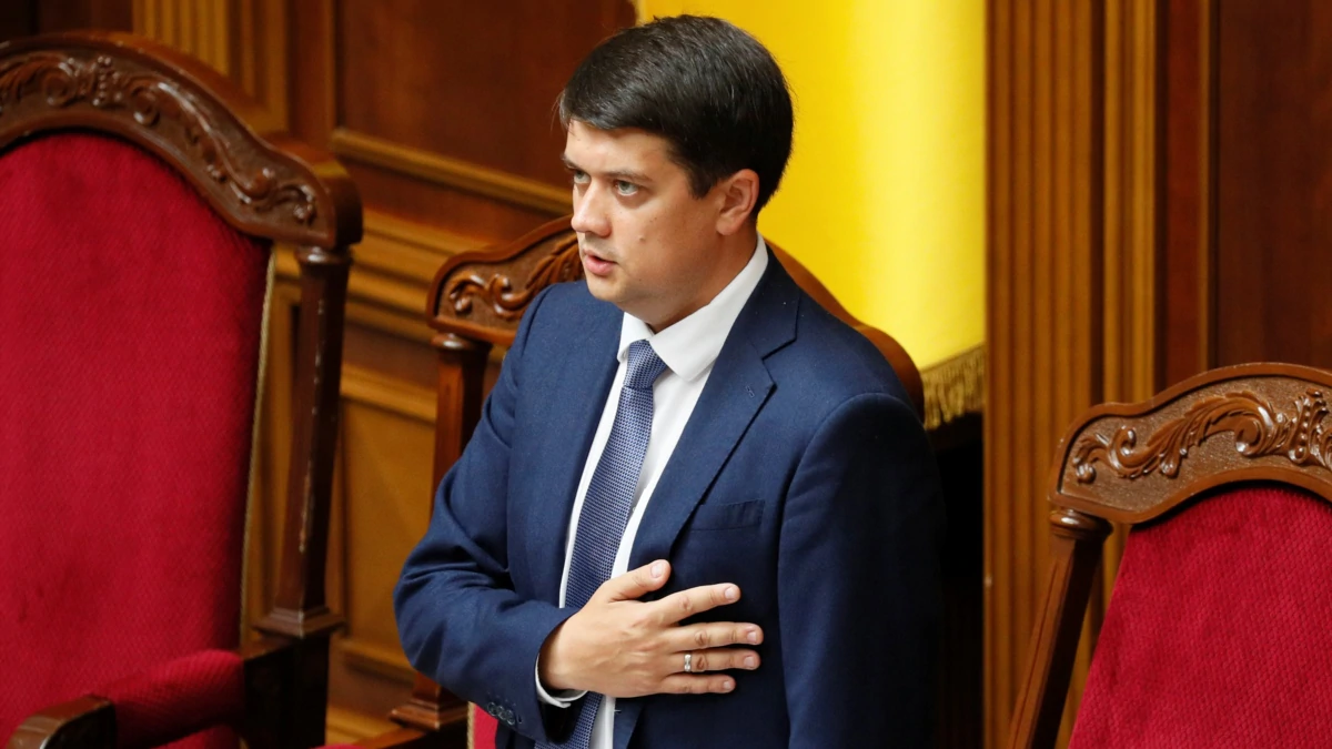 Разумков підписав розпорядження про скликання позачергового засідання ВР 23 лютого